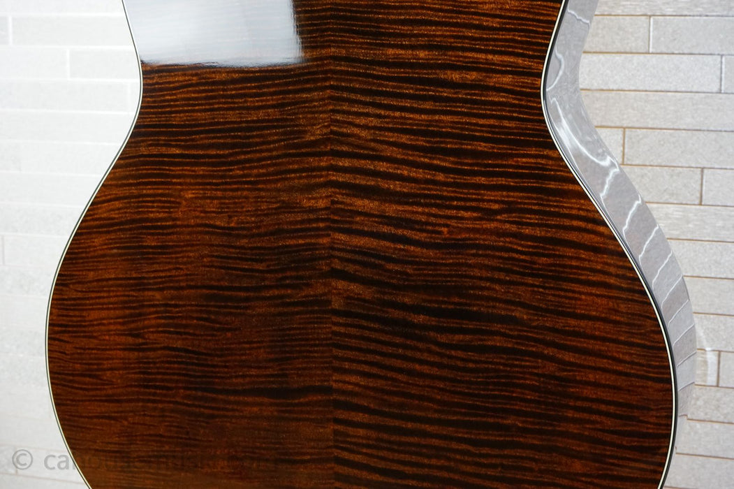 Taylor 618e 2015 – Natural – Extreme Flamed Maple Back & Sides