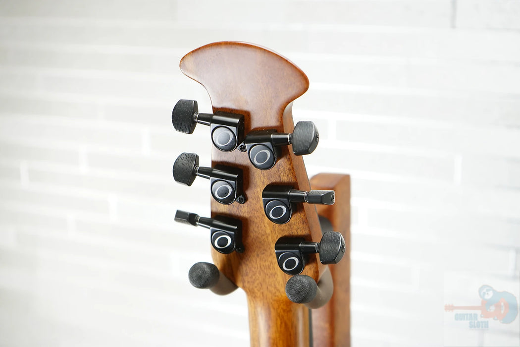 Ovation 1516 Pro Series Ultra Mid-Depth Non-Cutaway - Pitch Black