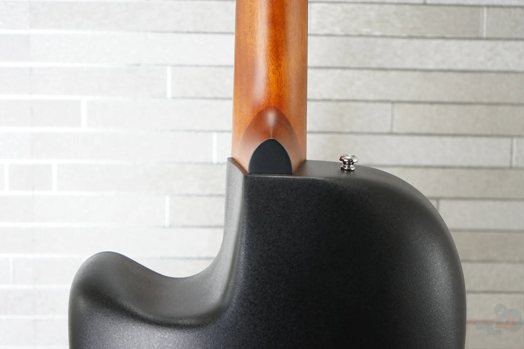 Ovation CE44 Celebrity Elite - Reverse Blue Burst