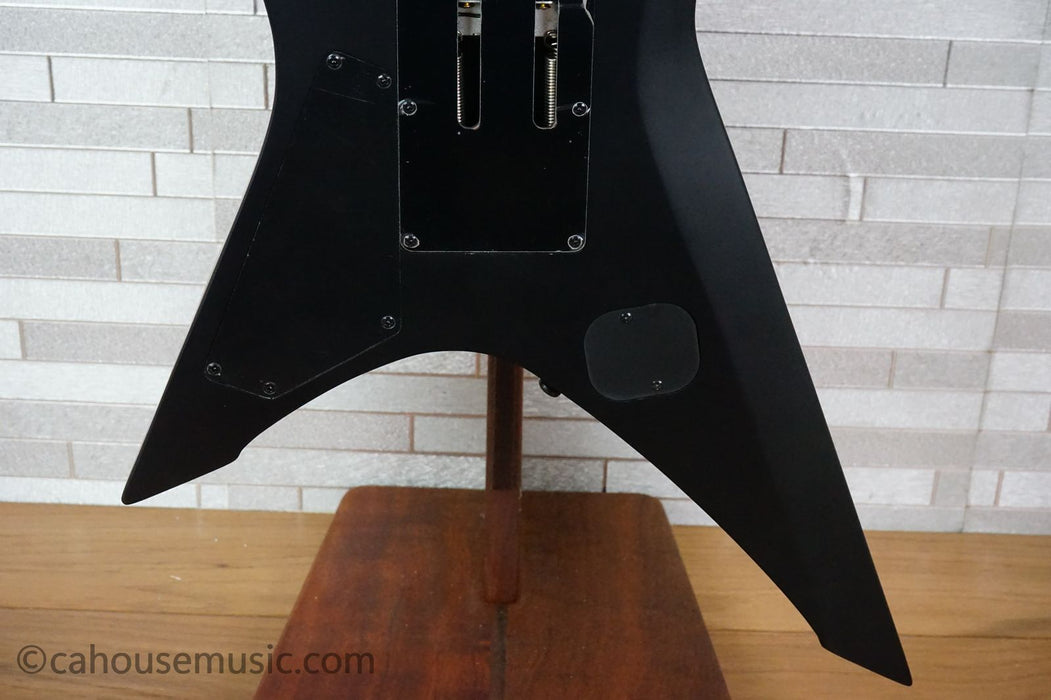 Ibanez XPTB620-BKF Iron Label Xiphos - Black Flat