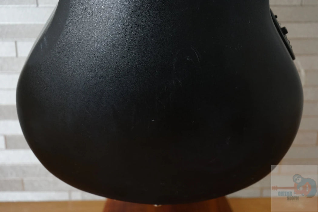 Ovation CS24-1-G Celebrity Standard - 2-Color Sunburst