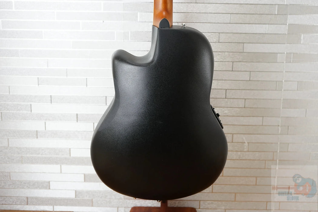 Ovation CS24-RR-G Celebrity Standard - Ruby Red