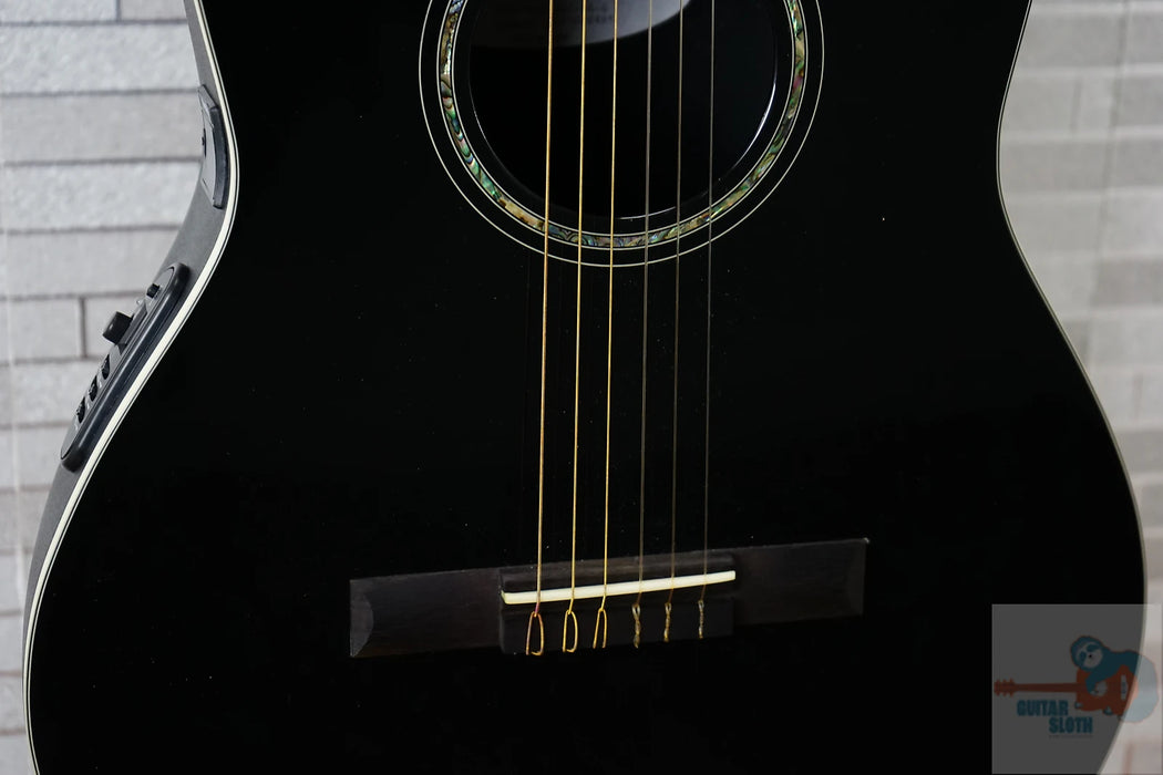 Ovation CS24C-5G Celebrity Standard Mid-Depth - Black