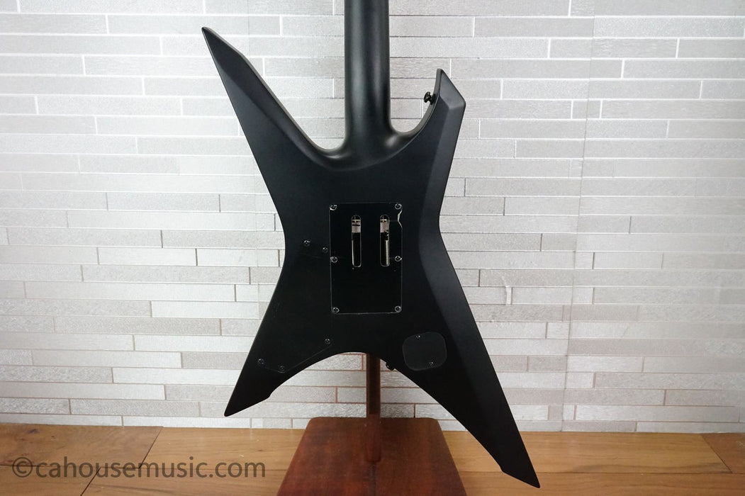 Ibanez XPTB620-BKF Iron Label Xiphos - Black Flat