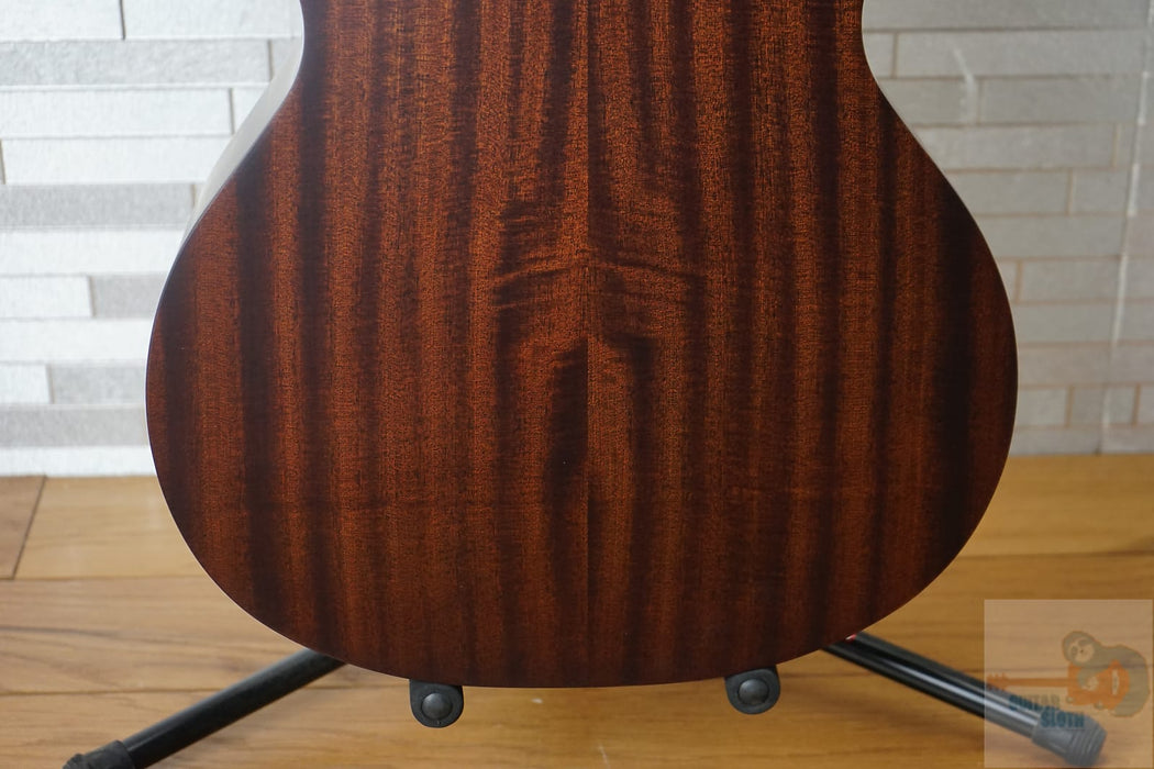 D'Angelico Premier Gramercy Grand Auditorium - Caramel Burst