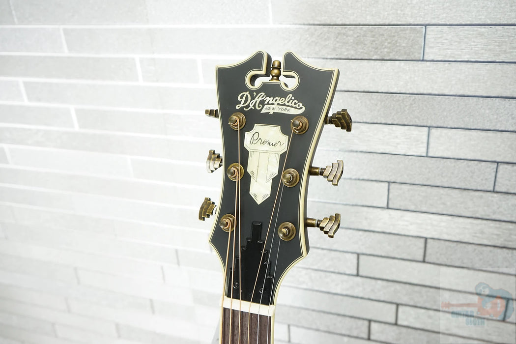 D'Angelico Premier Gramercy Grand Auditorium - Caramel Burst