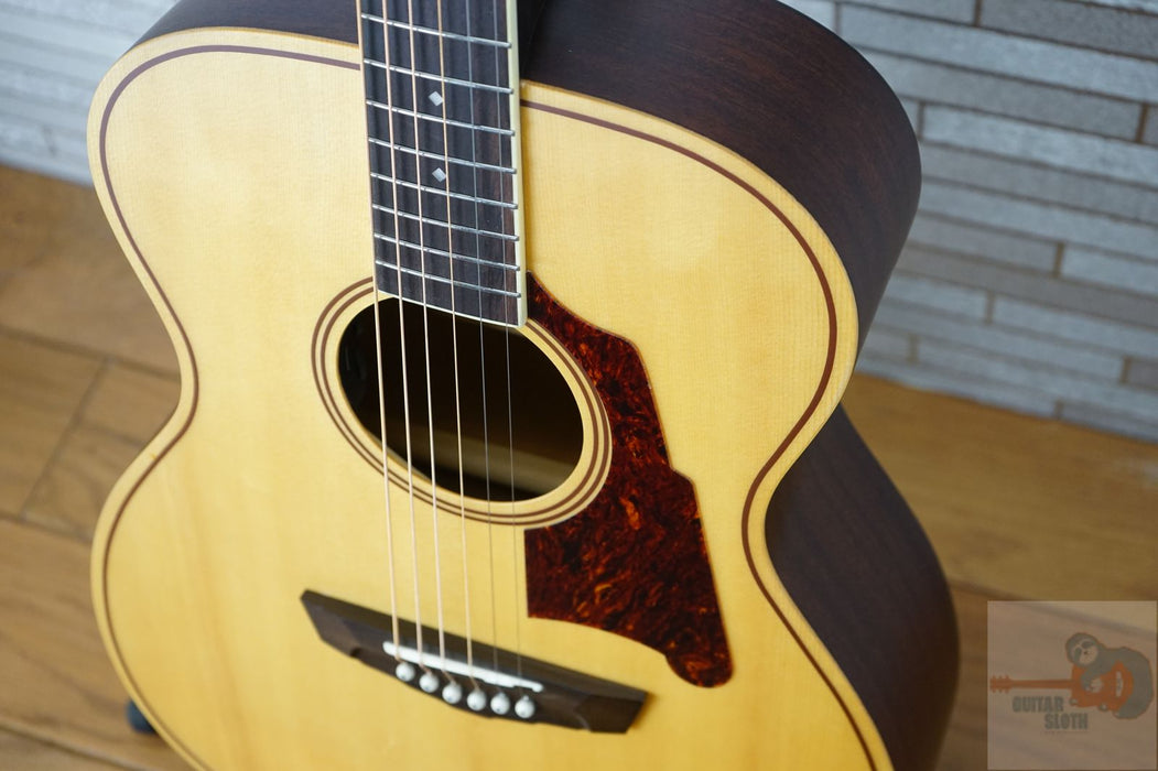 D'Angelico Premier Tammany with Electronics - Natural
