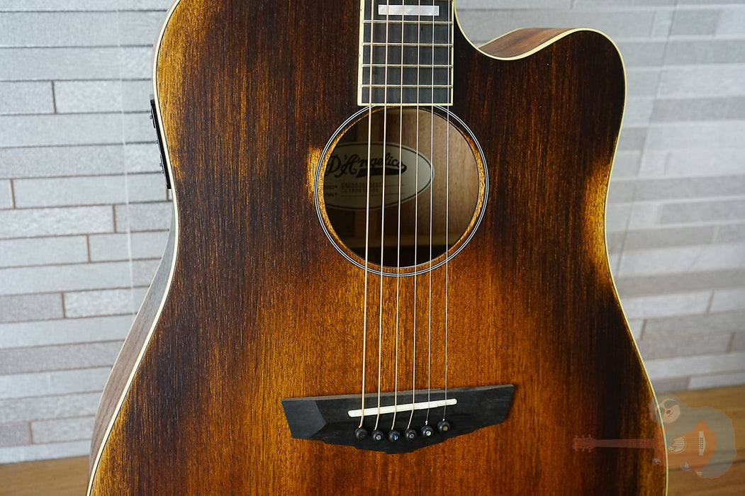 D'Angelico Deluxe Bowery - Aged Natural