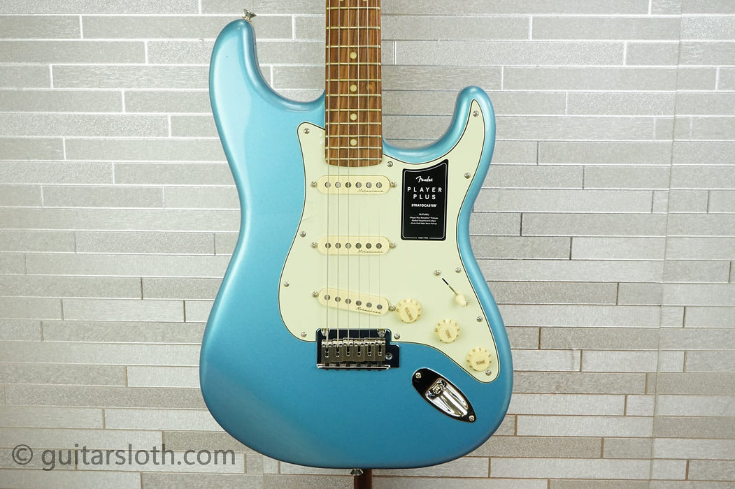 Fender Player Plus Stratocaster - Opal Spark