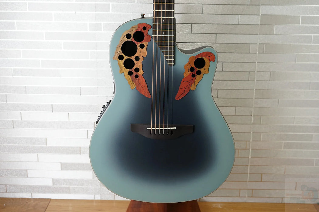 Ovation CE44 Celebrity Elite - Reverse Blue Burst