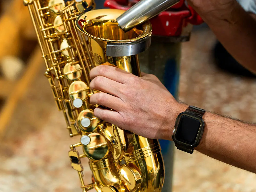 Used Epiphone Les Paul guitars in blue, purple, white, red, green, and gold for sale - electric guitars in excellent condition.