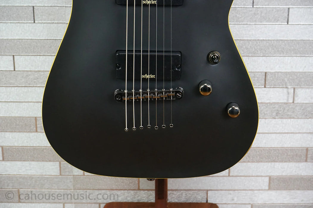 Schecter Demon-7 - Aged Black Satin