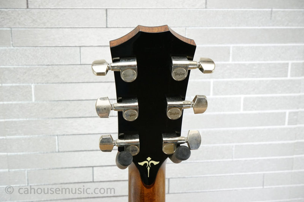 Taylor 618e 2015 – Natural – Extreme Flamed Maple Back & Sides