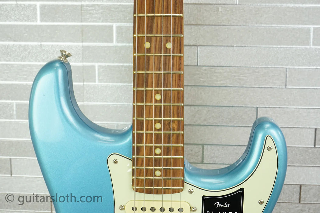 Fender Player Plus Stratocaster - Opal Spark