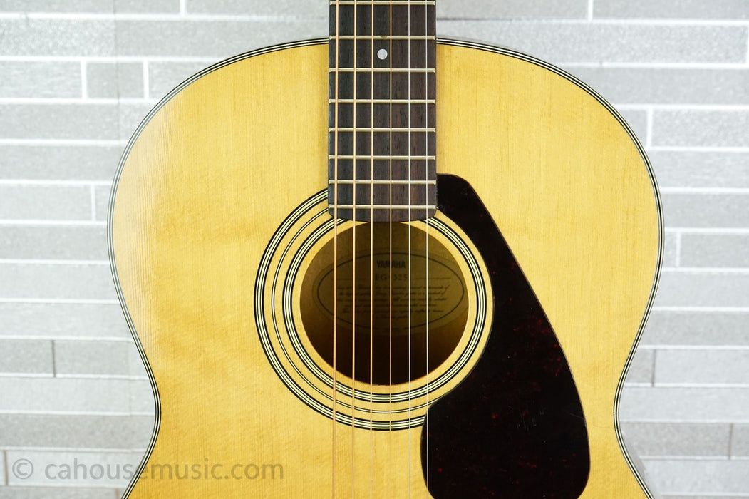 Yamaha F325 Dreadnought Acoustic Guitar - Natural