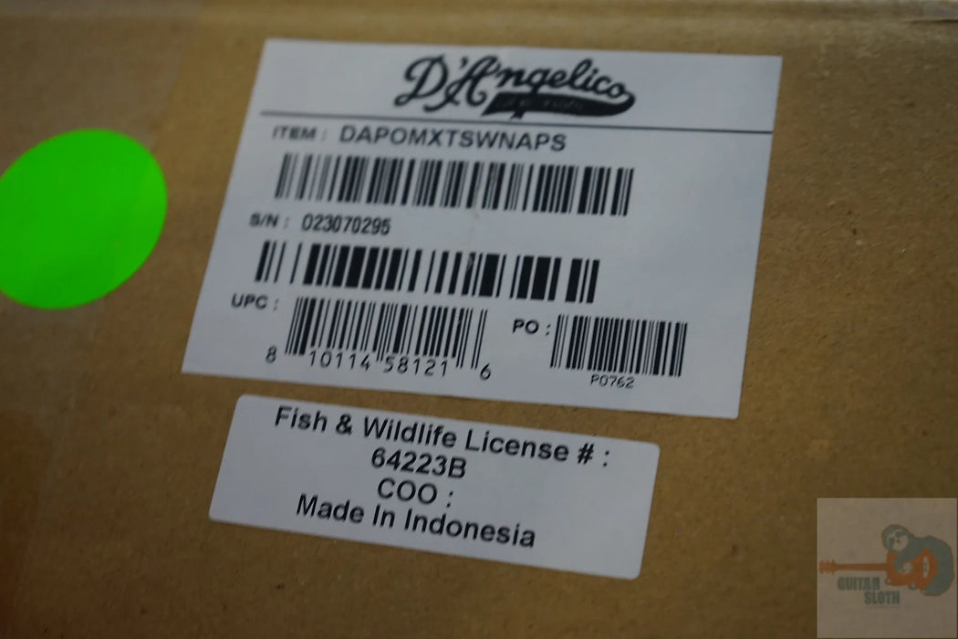 D'Angelico Premier Tammany XT - Satin Wine