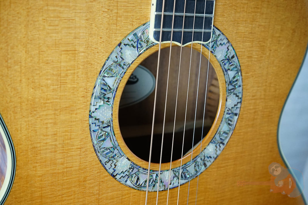 Deluxe Madison - Jumbo Acoustic w/ Hardshell Case- Limited Edition - Manufacturer's Sample