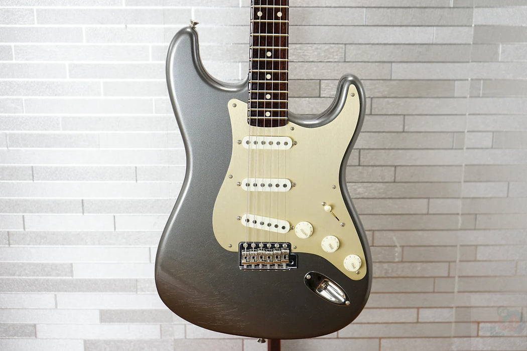Fender Custom Shop Limited Edition 1957 Rosewood Neck Stratocaster Deluxe Closet Classic - Aged Pewter