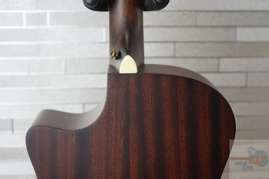 D'Angelico Premier Gramercy Grand Auditorium - Aged Burst