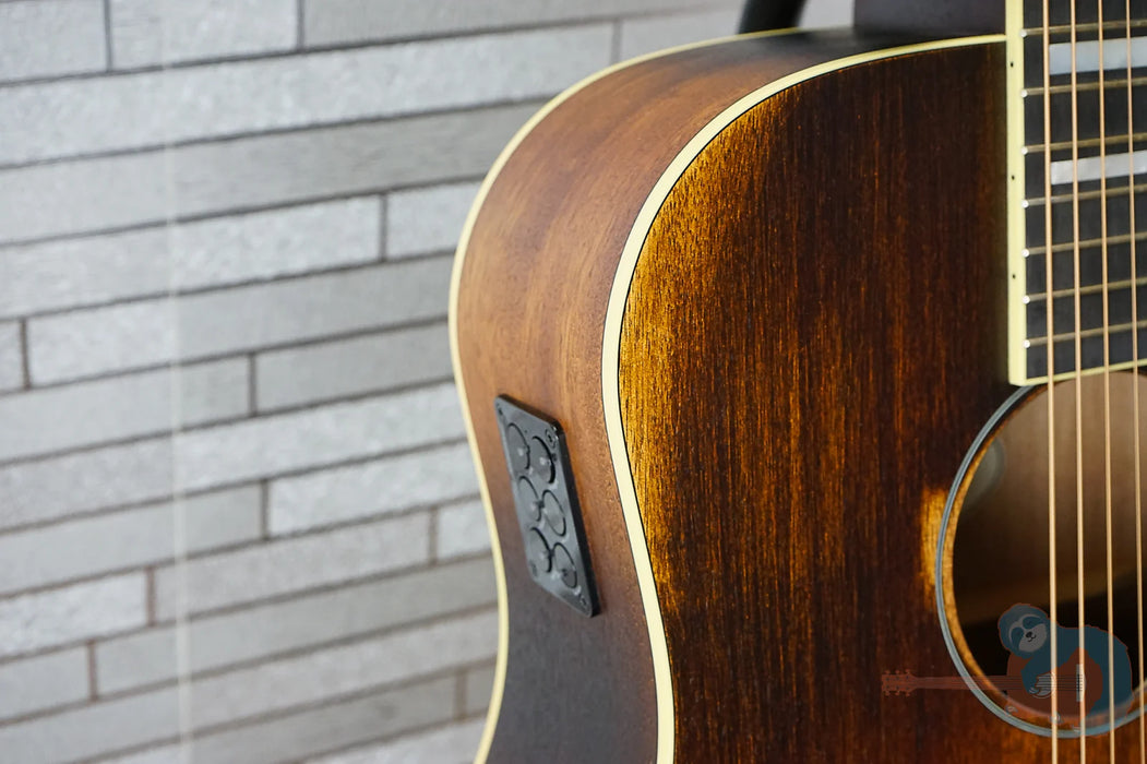 D'Angelico Deluxe Bowery - Aged Natural