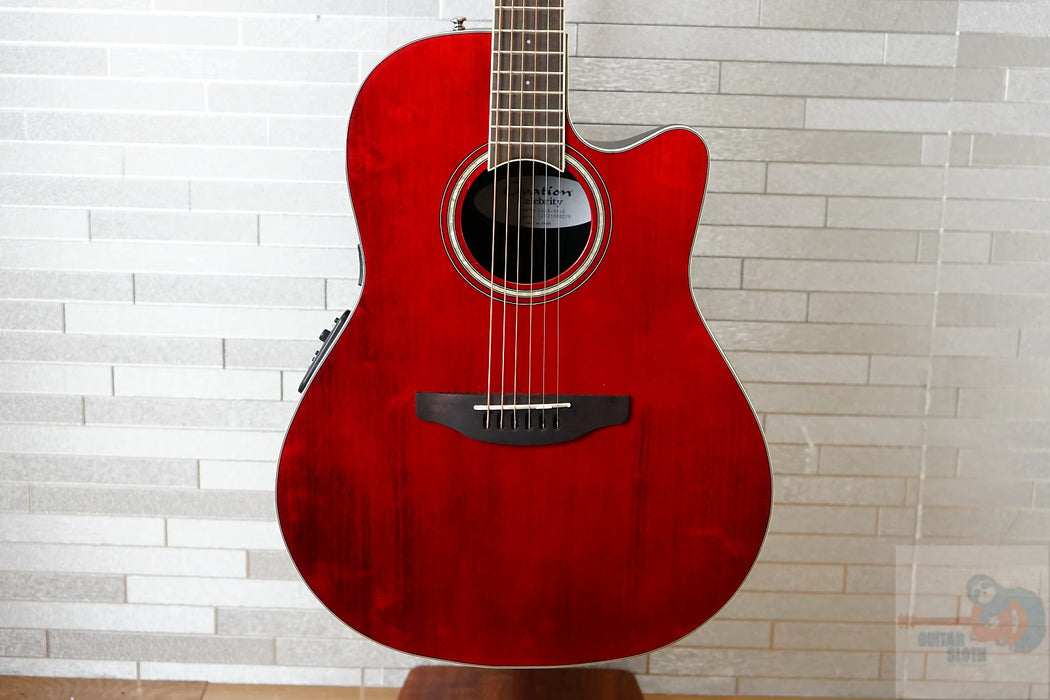 Ovation CS24-RR-G Celebrity Standard - Ruby Red