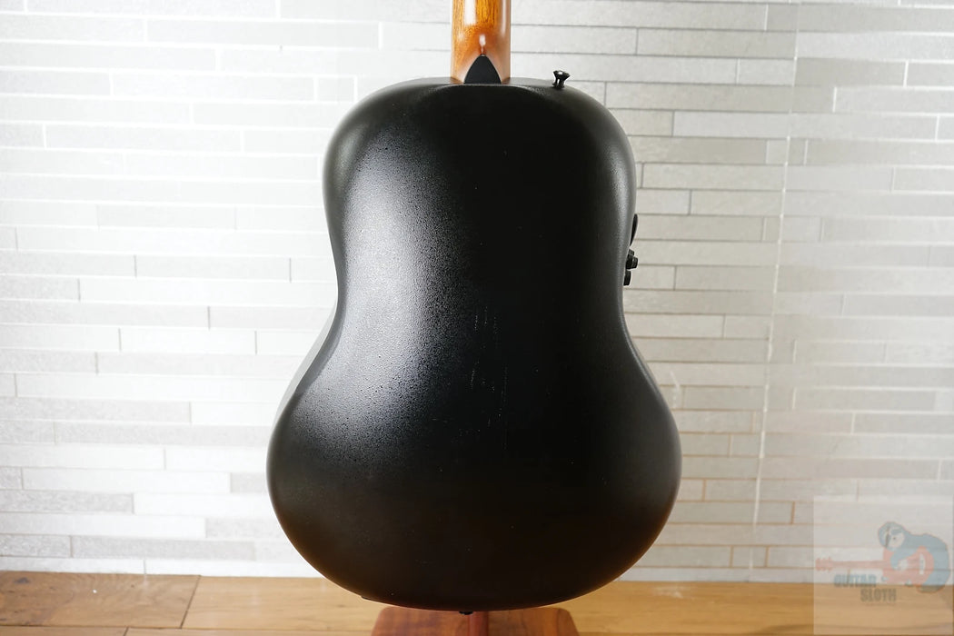 Ovation 1516 Pro Series Ultra Mid-Depth Non-Cutaway - Pitch Black