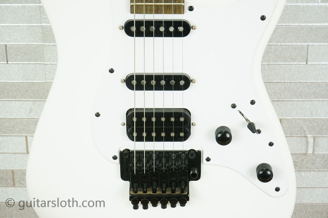 Jackson X Series Adrian Smith Signature SDX - Snow White