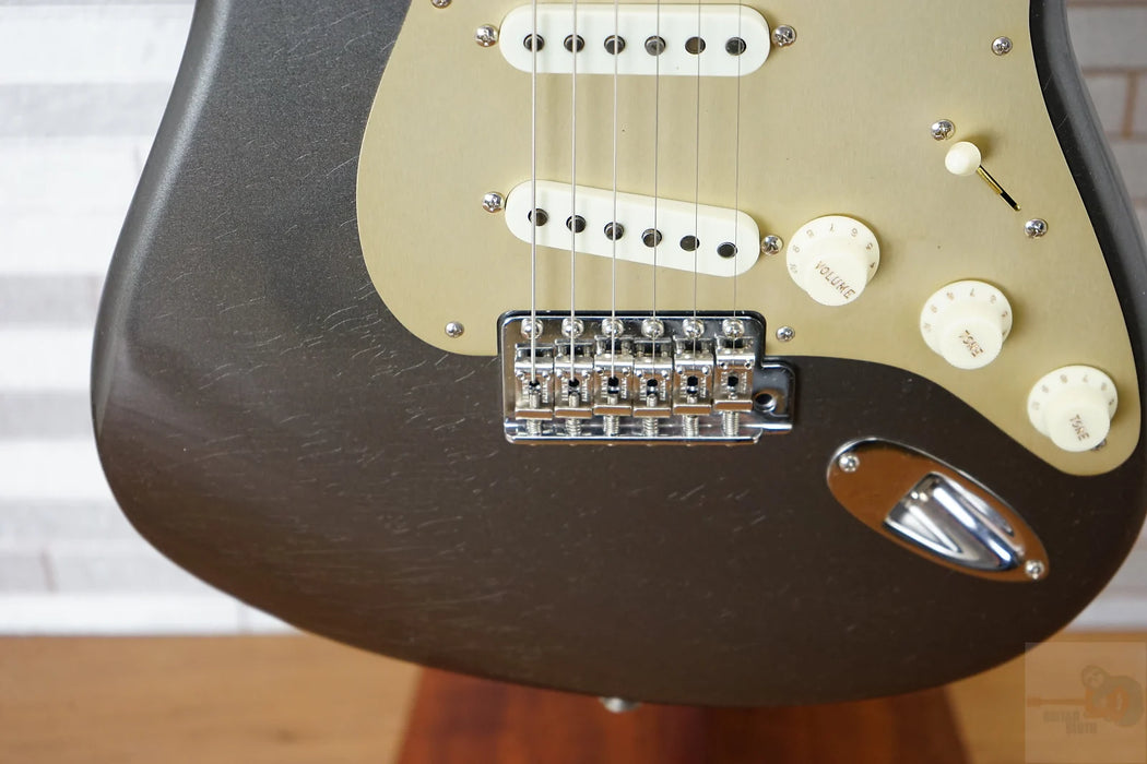 Fender Custom Shop Limited Edition 1957 Rosewood Neck Stratocaster Deluxe Closet Classic - Aged Pewter