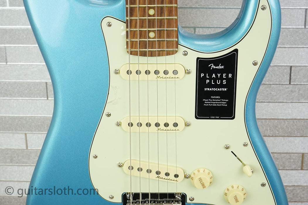 Fender Player Plus Stratocaster - Opal Spark