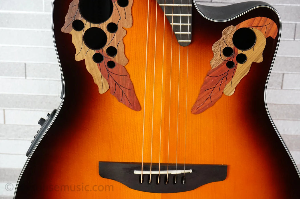Ovation CE44 Celebrity Elite - 2-Color Sunburst