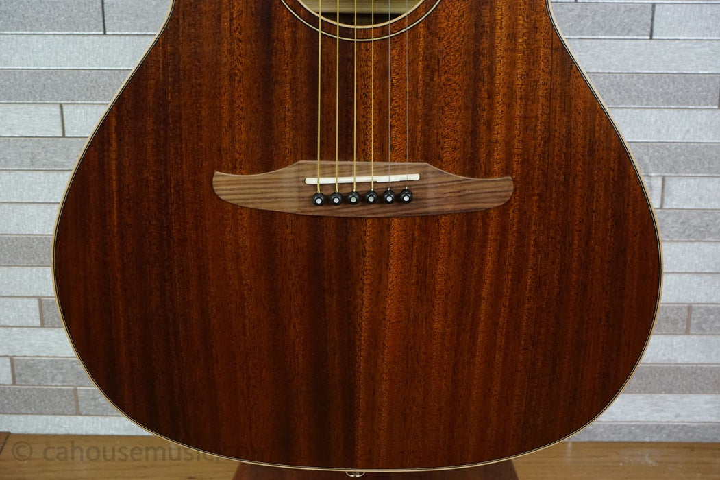 Fender California Traditional Series Newporter Special - Mahogany