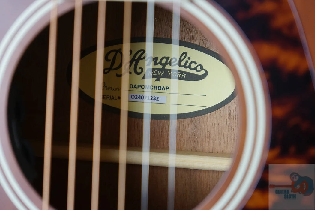 D'Angelico Premier Tammany with Electronics - Caramel Burst