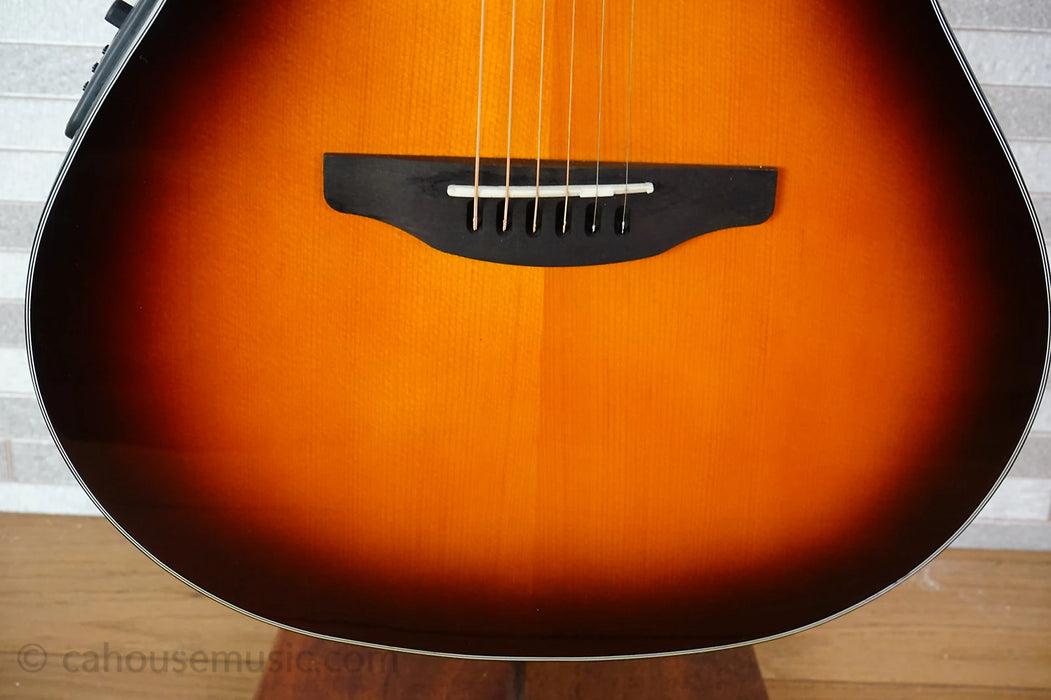 Ovation CE44 Celebrity Elite - 2-Color Sunburst