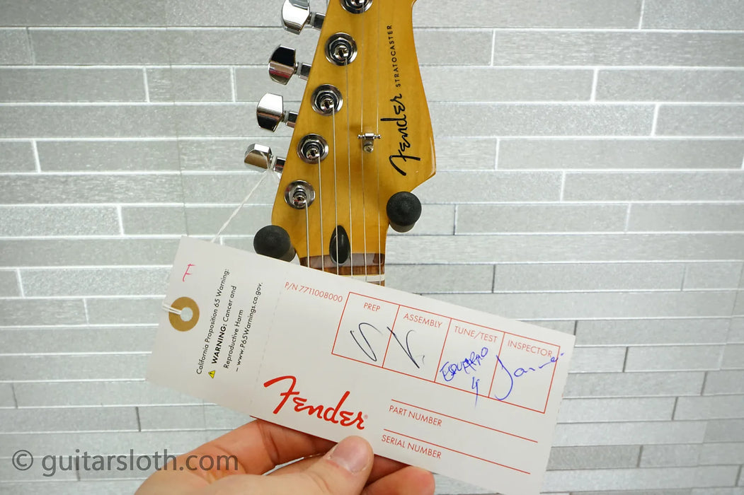 Fender Player Plus Stratocaster - Opal Spark