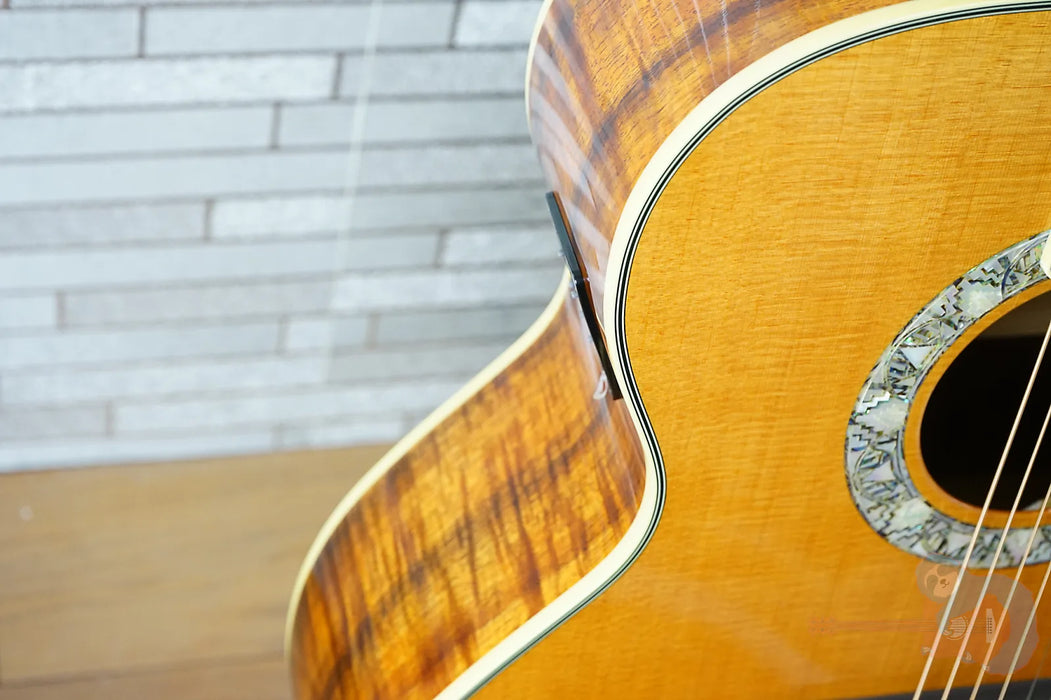 Deluxe Madison - Jumbo Acoustic w/ Hardshell Case- Limited Edition - Manufacturer's Sample