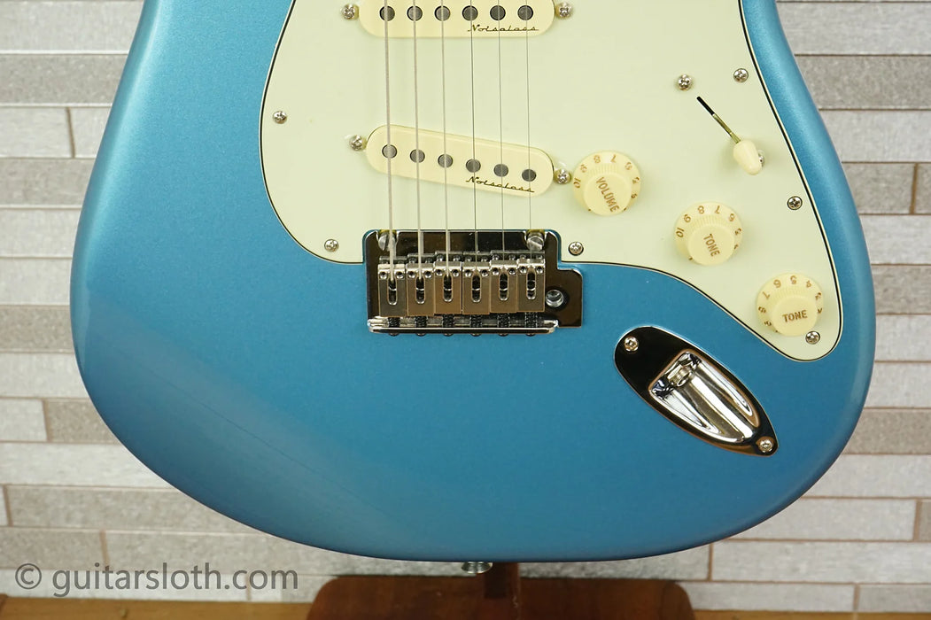 Fender Player Plus Stratocaster - Opal Spark