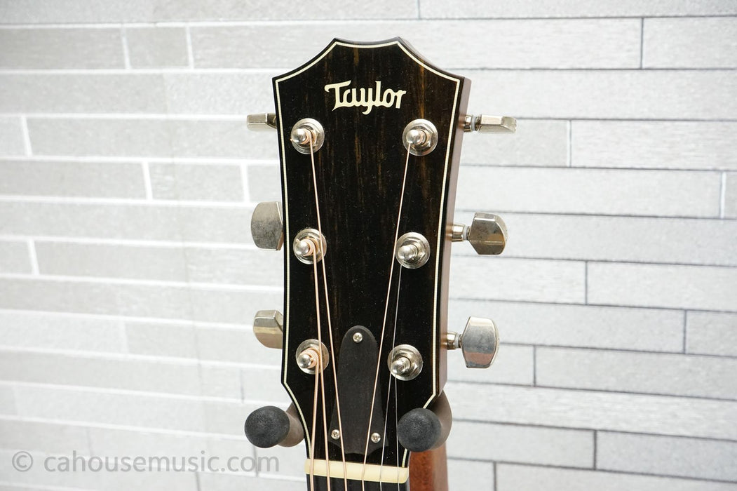 Taylor 618e 2015 – Natural – Extreme Flamed Maple Back & Sides
