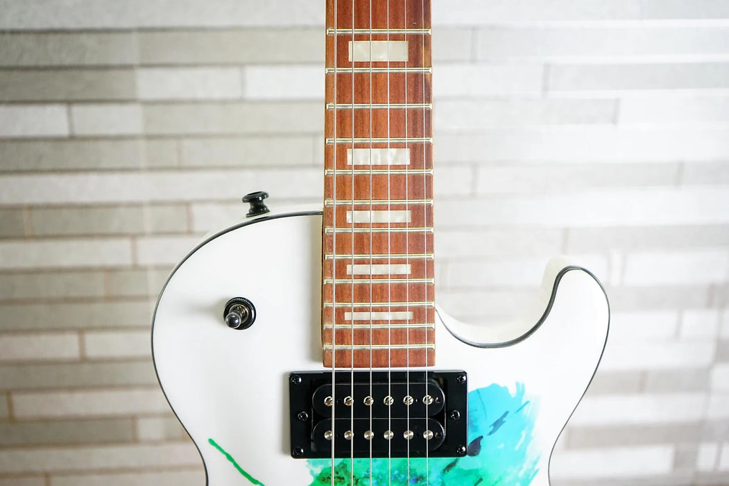 Dean Thoroughbred X Electric Guitar in Limited Edition Color Blast