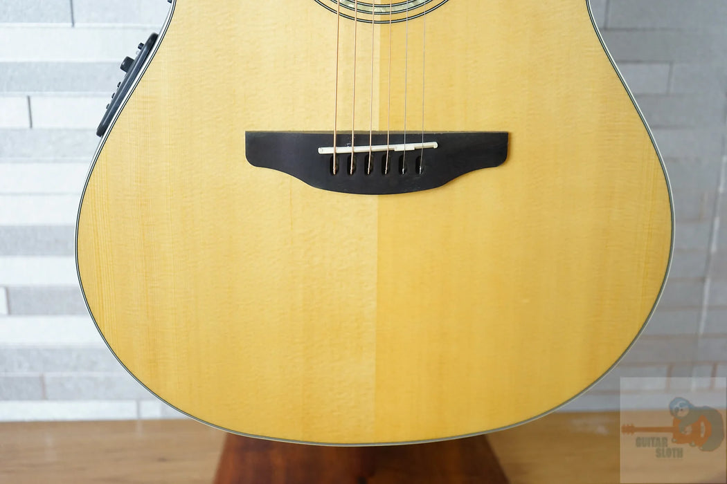 Ovation CS24-4-G Celebrity Standard - Natural