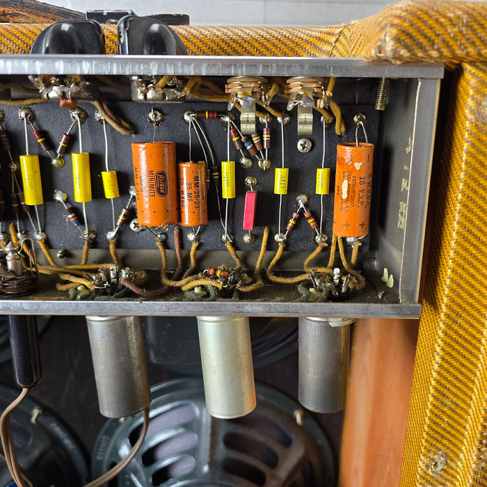 1955 Fender Bassman 5D6-A Narrow Panel 40-Watt 4x10" - Tweed