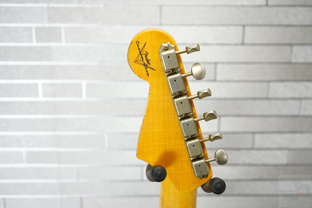 Fender Custom Shop 2025 61' Stratocaster Heavy Relic - Aged Ocean Turqouise over 3-Color Sunburst