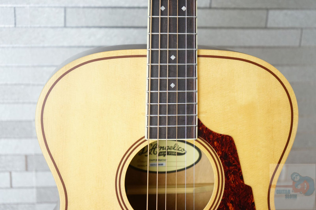 D'Angelico Premier Tammany with Electronics - Natural