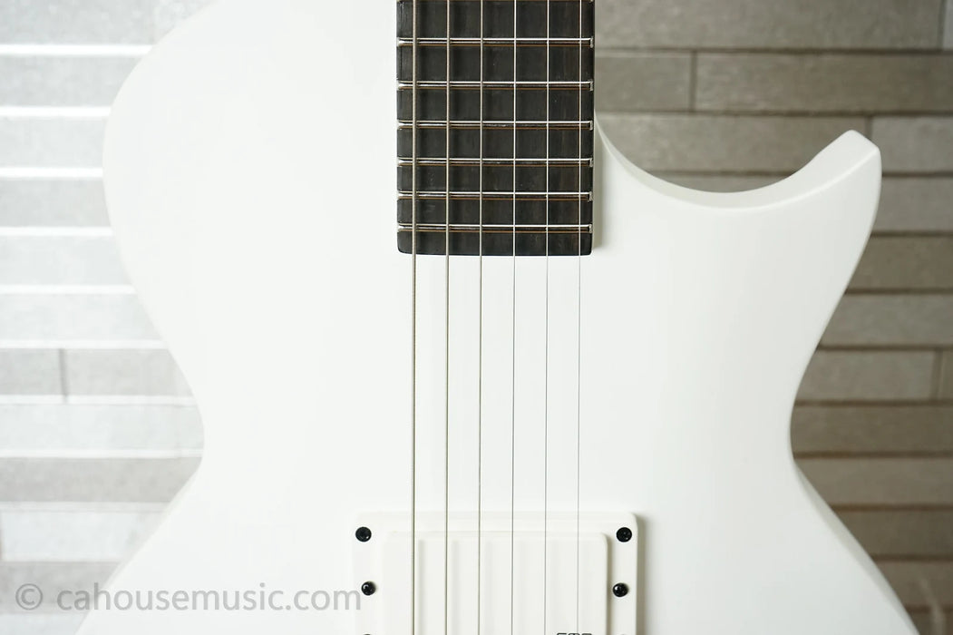 ESP LTD EC Arctic Metal - Snow White Satin
