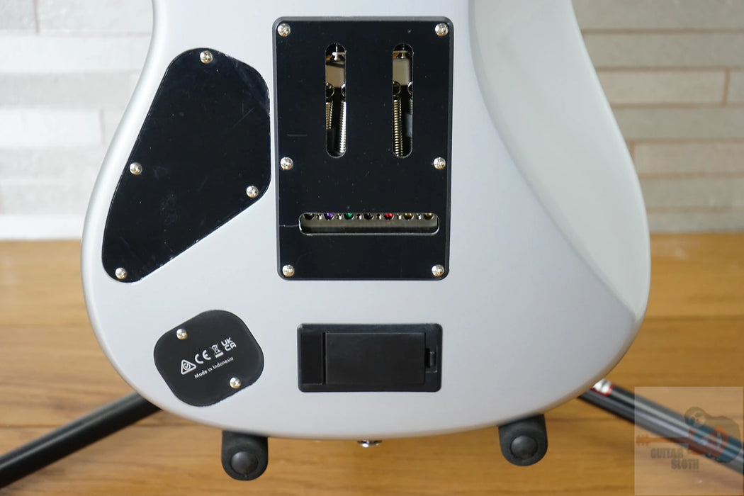 Ibanez TOD70 Tim Henson Signature - Classic Silver