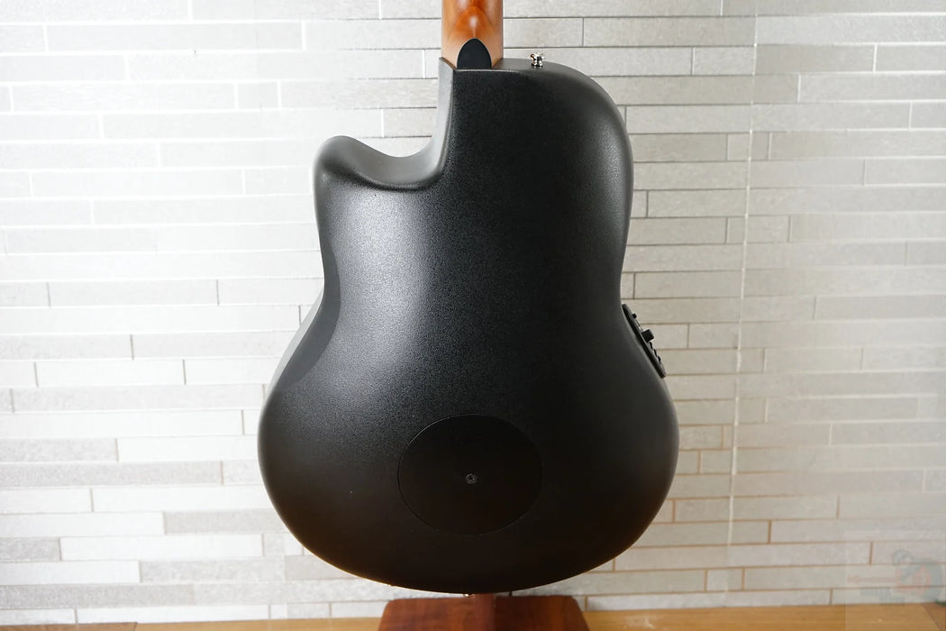 Ovation CE44 Celebrity Elite - Ruby Red